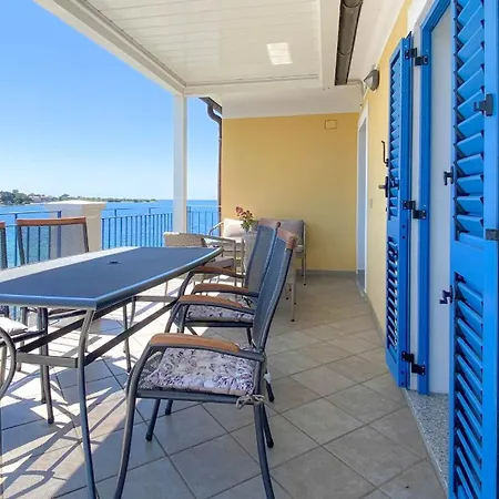 Apartament Belvedere Gore Novigrad (Istria)
