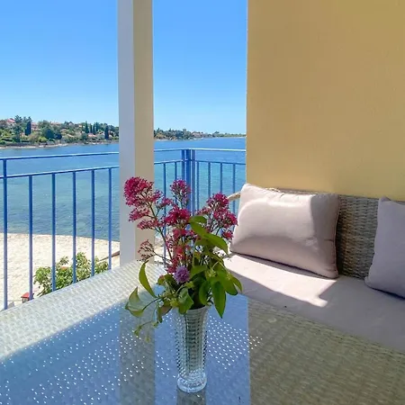 Apartament Belvedere Gore Novigrad (Istria)