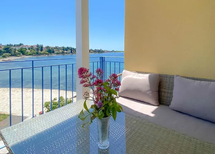 Apartment Belvedere Gore Novigrad (Istria)
